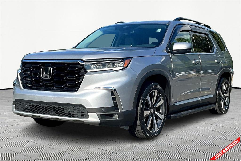 used 2023 Honda Pilot car, priced at $39,623