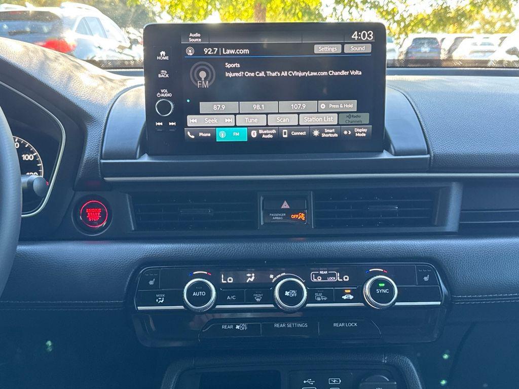 used 2025 Honda Pilot car, priced at $40,550