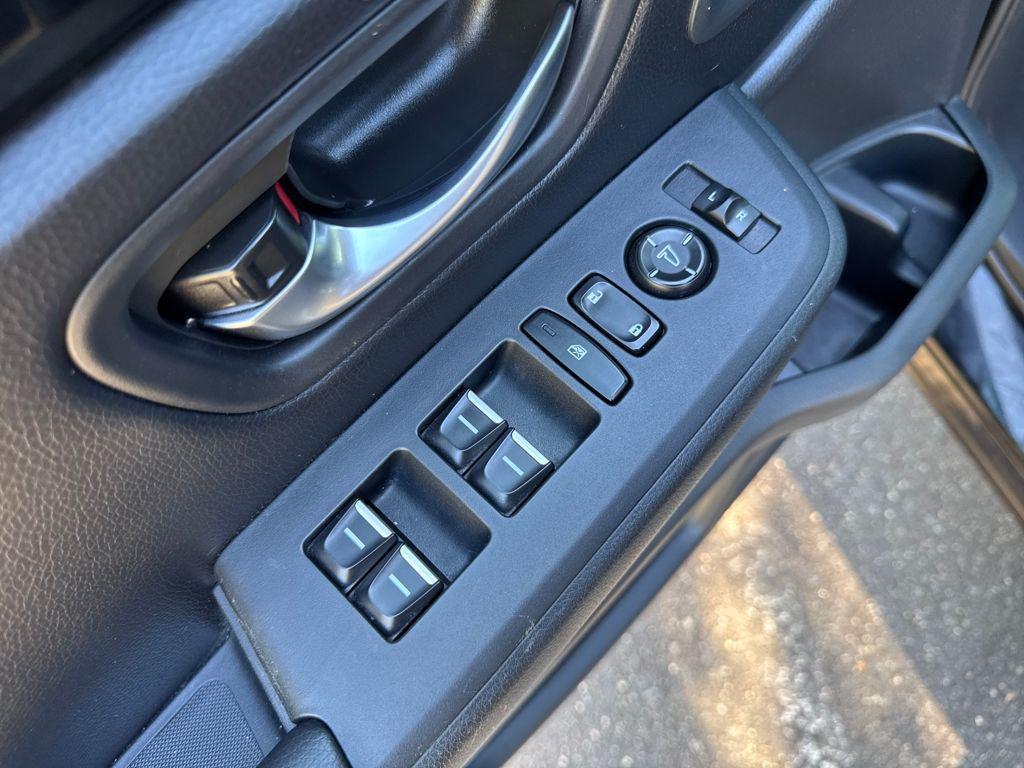 used 2025 Honda Pilot car, priced at $40,550