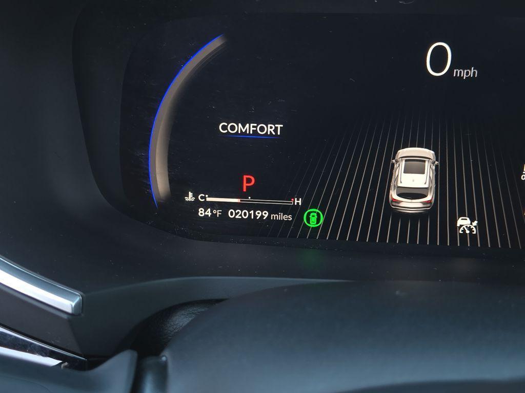 used 2024 Acura MDX car, priced at $43,795