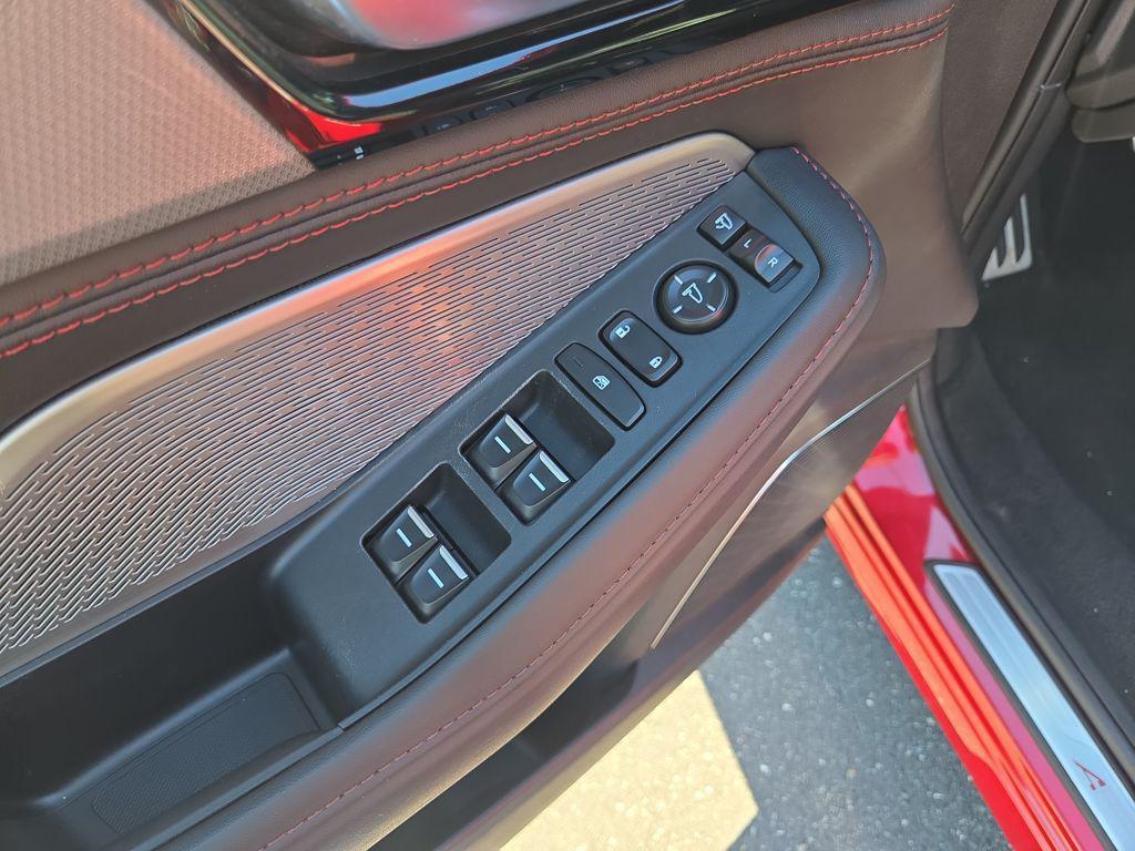 used 2024 Acura MDX car, priced at $43,795