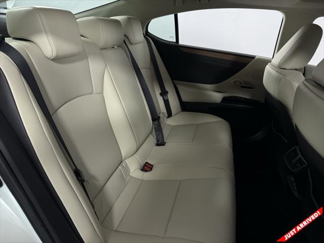 used 2024 Lexus ES 350 car, priced at $42,384