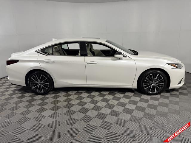 used 2024 Lexus ES 350 car, priced at $42,384