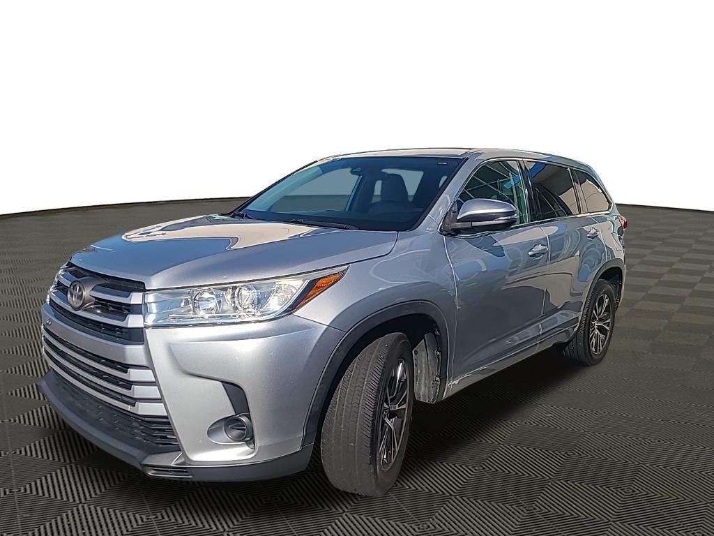 used 2018 Toyota Highlander car, priced at $16,995