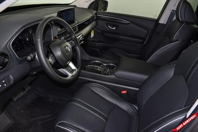 new 2025 Honda Pilot car, priced at $54,985