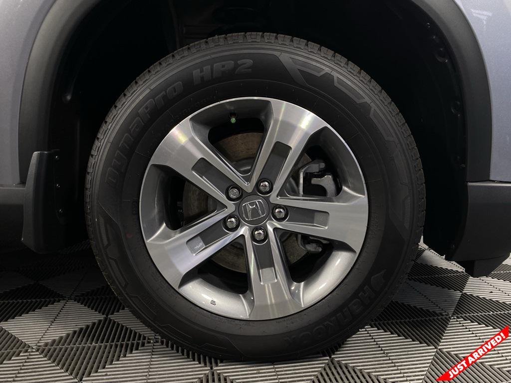 new 2025 Honda Pilot car, priced at $44,995
