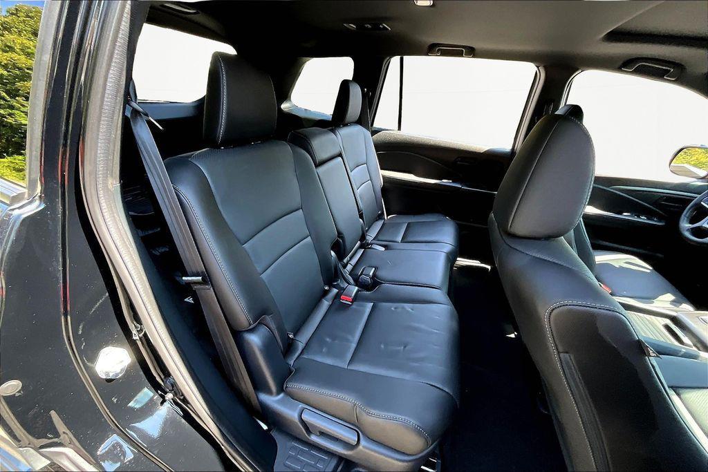 used 2023 Honda Passport car, priced at $31,397