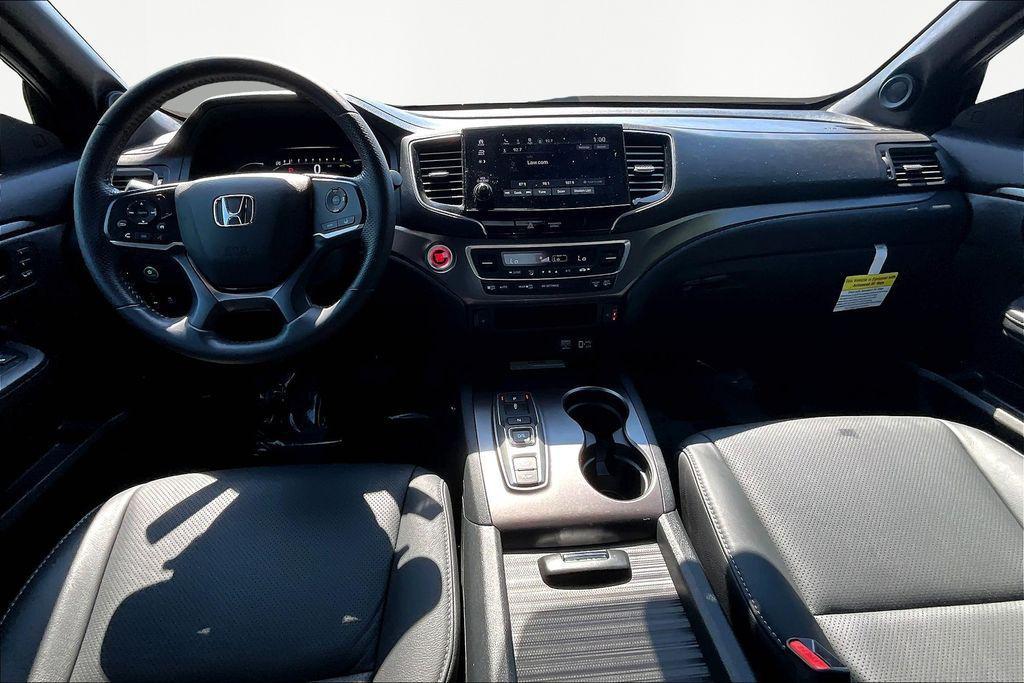 used 2023 Honda Passport car, priced at $31,397