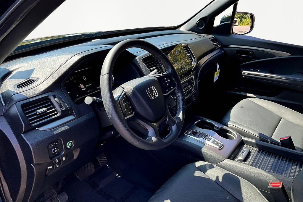 used 2023 Honda Passport car, priced at $31,397