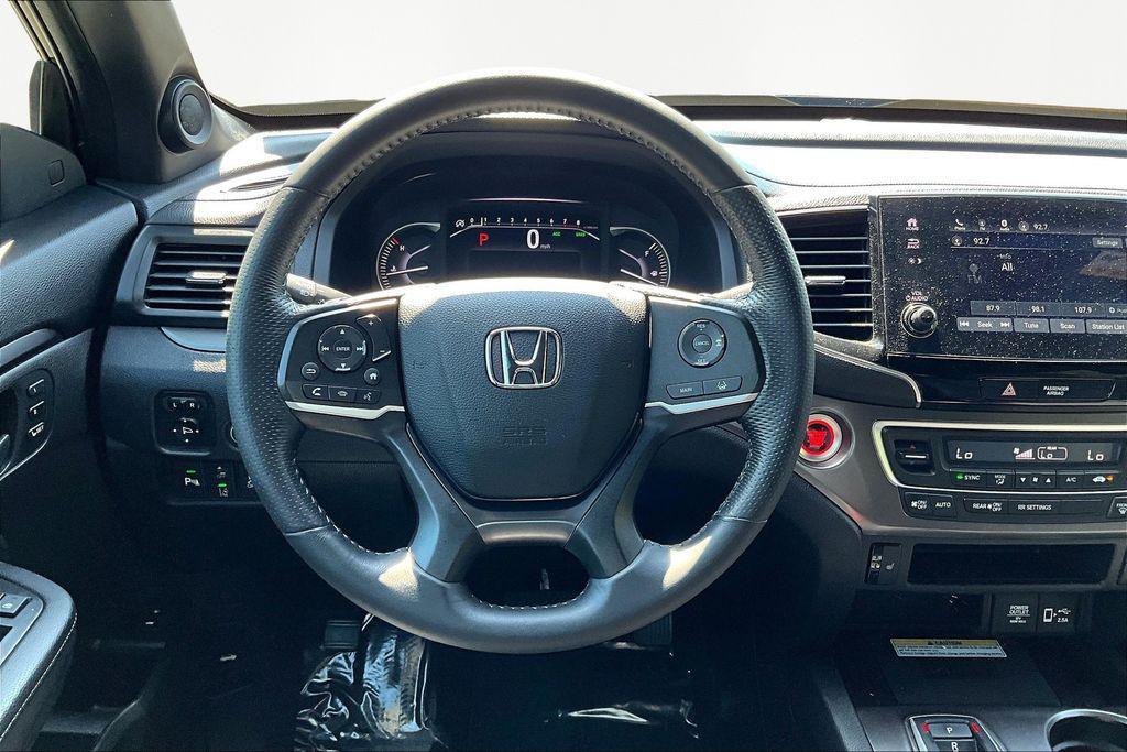 used 2023 Honda Passport car, priced at $31,397