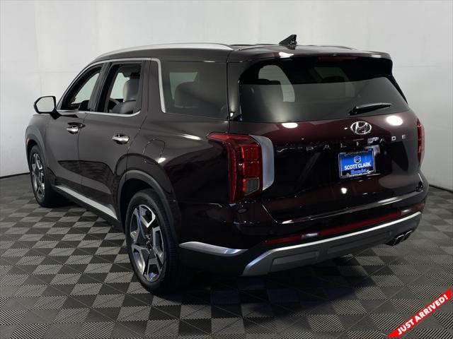 used 2024 Hyundai Palisade car, priced at $40,141