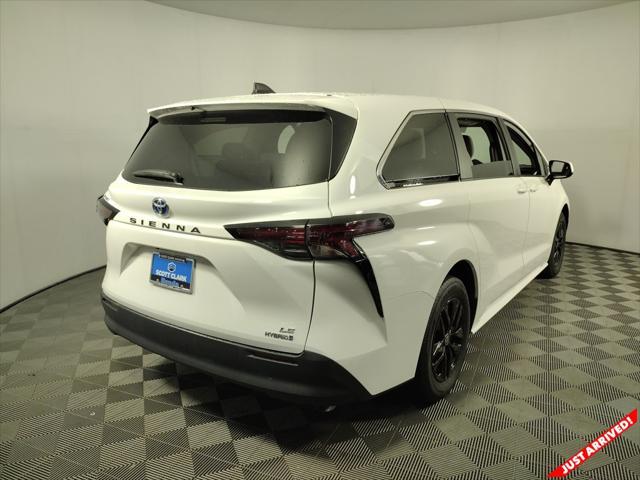 used 2024 Toyota Sienna car, priced at $40,295