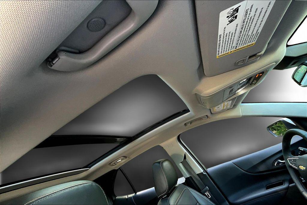 used 2023 Chevrolet Equinox car, priced at $25,007