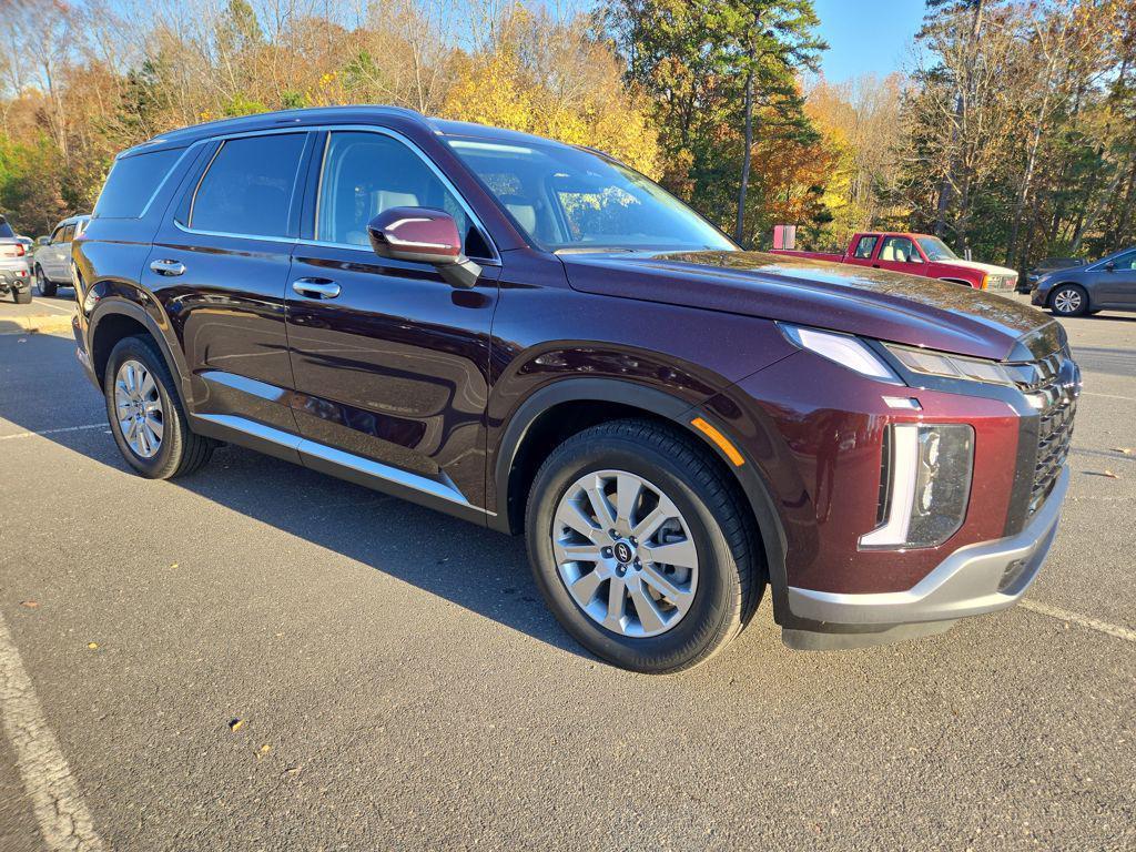 used 2025 Hyundai Palisade car, priced at $34,954