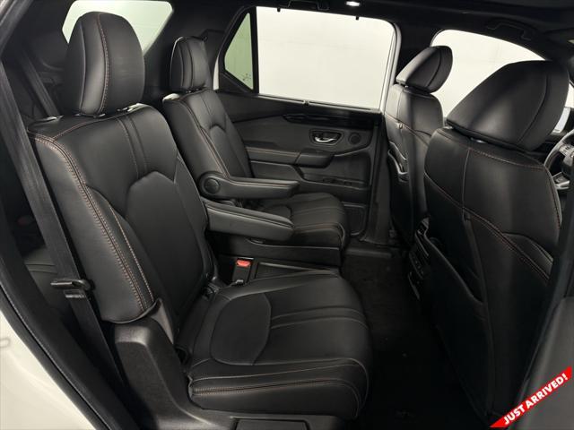 used 2024 Honda Pilot car, priced at $42,672