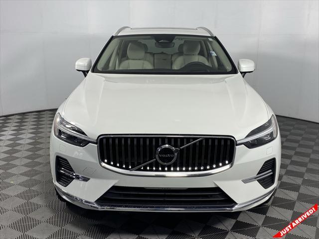 used 2022 Volvo XC60 car, priced at $36,979