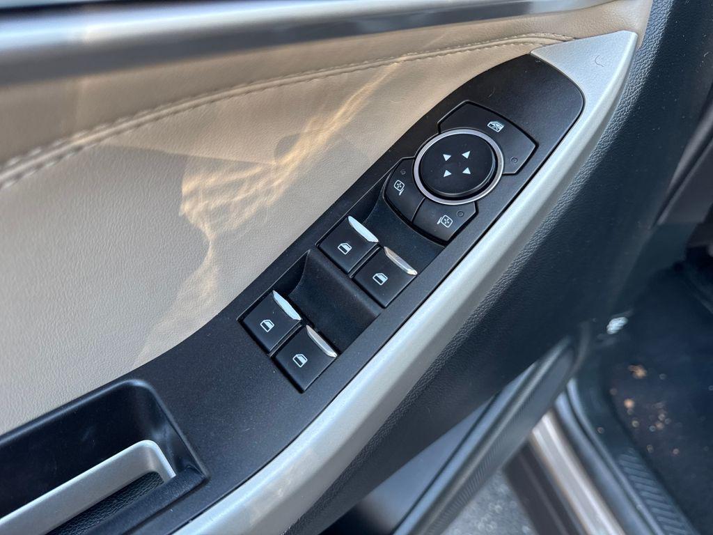 used 2021 Ford Explorer car, priced at $27,119