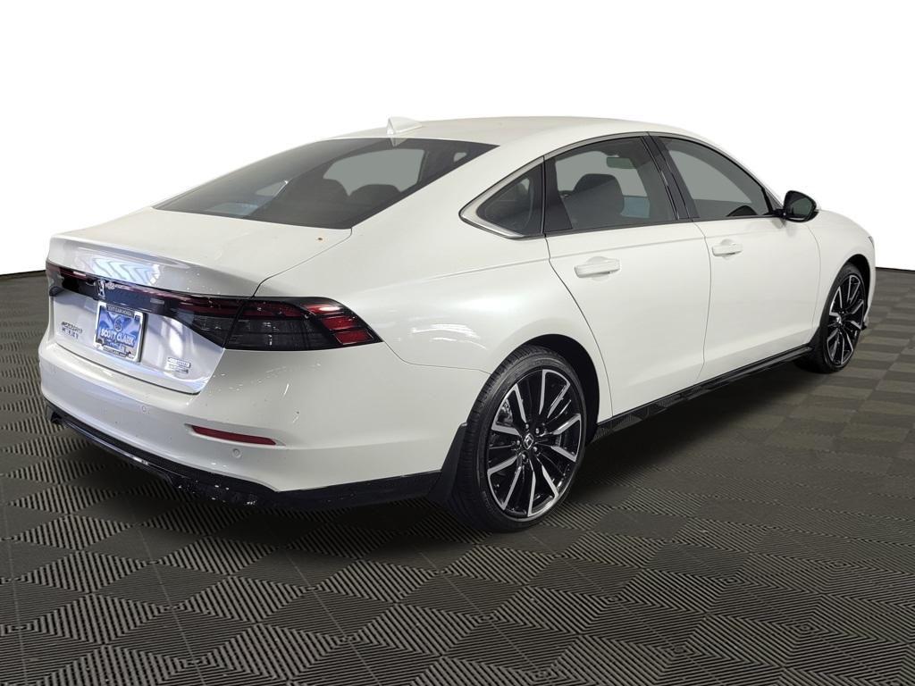 new 2025 Honda Accord Hybrid car, priced at $40,950