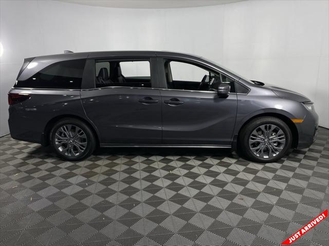 new 2025 Honda Odyssey car, priced at $48,005