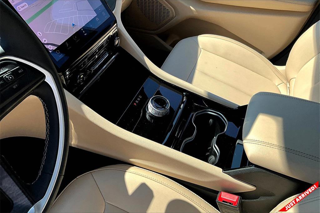 used 2023 Jeep Grand Cherokee car, priced at $30,324