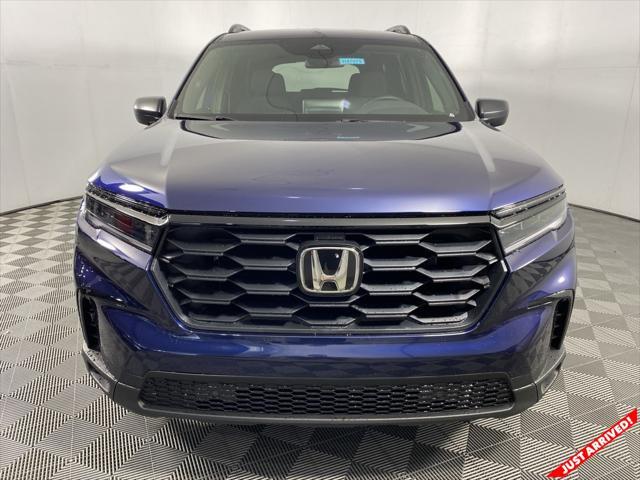 new 2025 Honda Pilot car, priced at $41,595