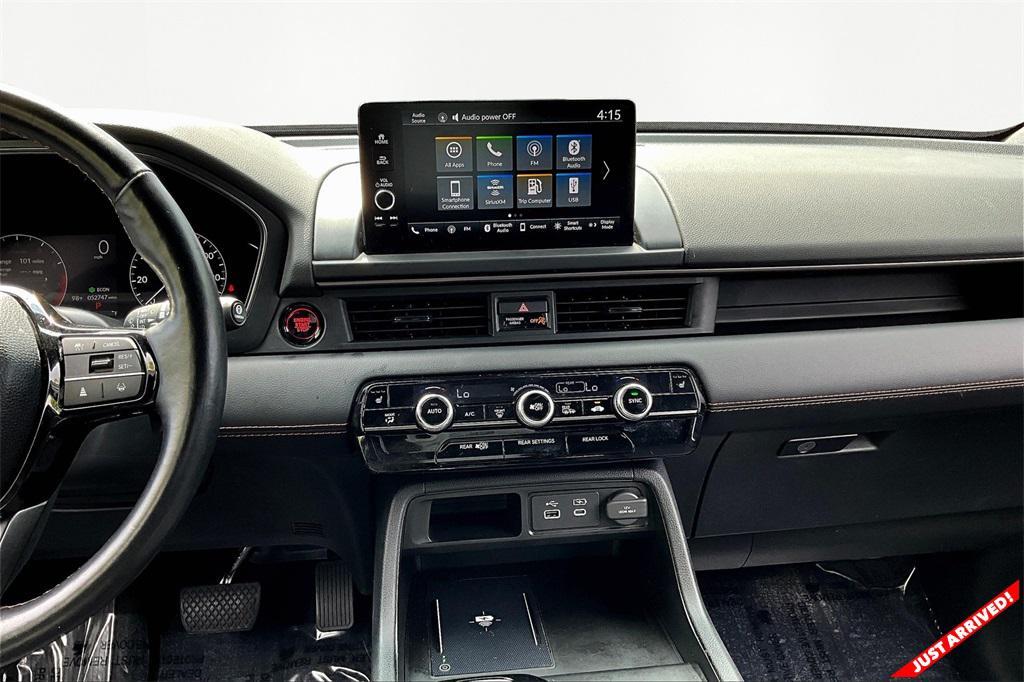 used 2024 Honda Pilot car, priced at $40,137