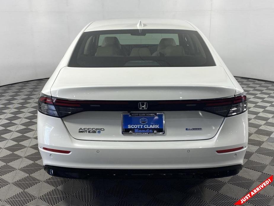 new 2024 Honda Accord Hybrid car