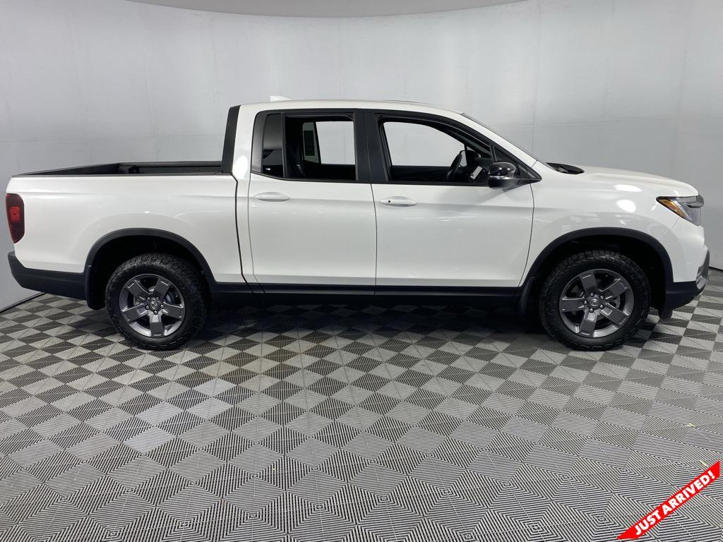new 2025 Honda Ridgeline car, priced at $47,285
