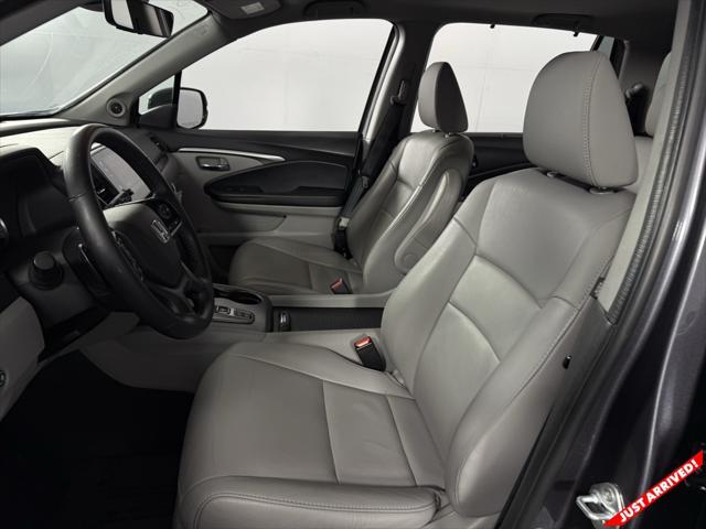 used 2022 Honda Pilot car, priced at $33,275