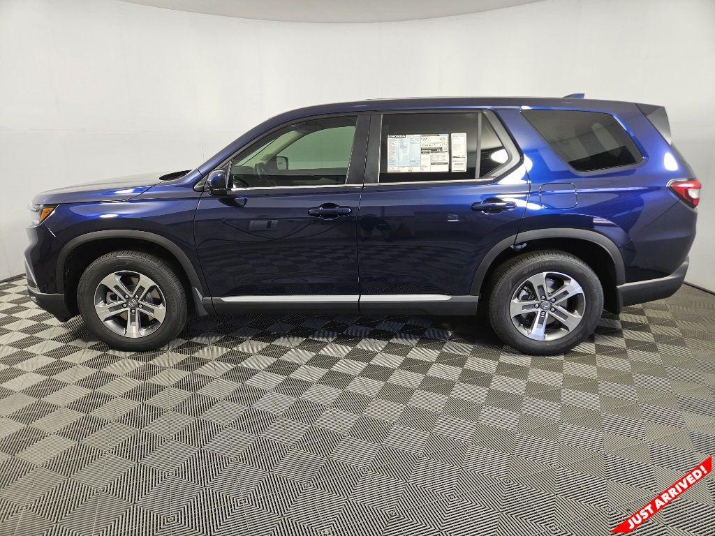 new 2025 Honda Pilot car, priced at $44,995