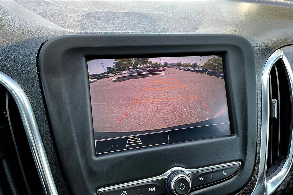 used 2022 Chevrolet Equinox car, priced at $19,104