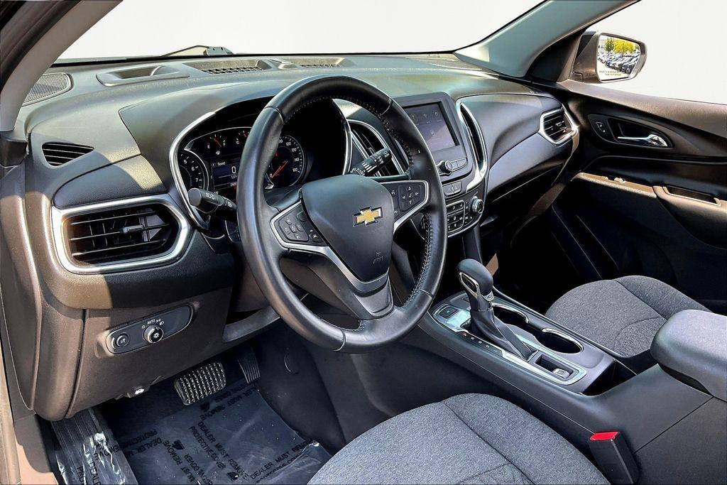 used 2022 Chevrolet Equinox car, priced at $19,104