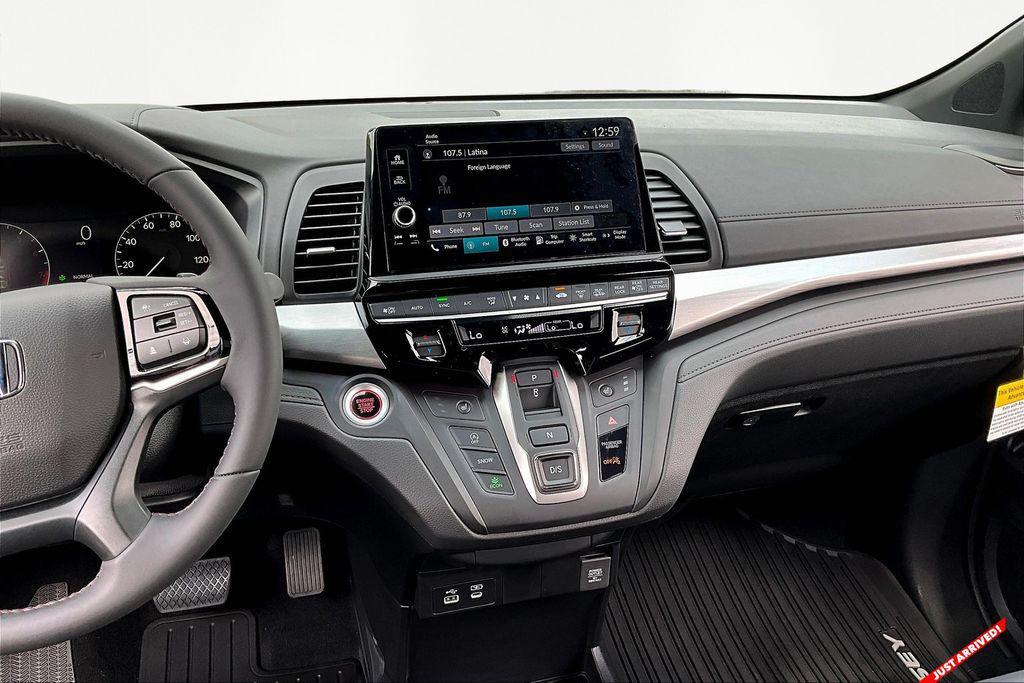 new 2026 Honda Odyssey car, priced at $46,440