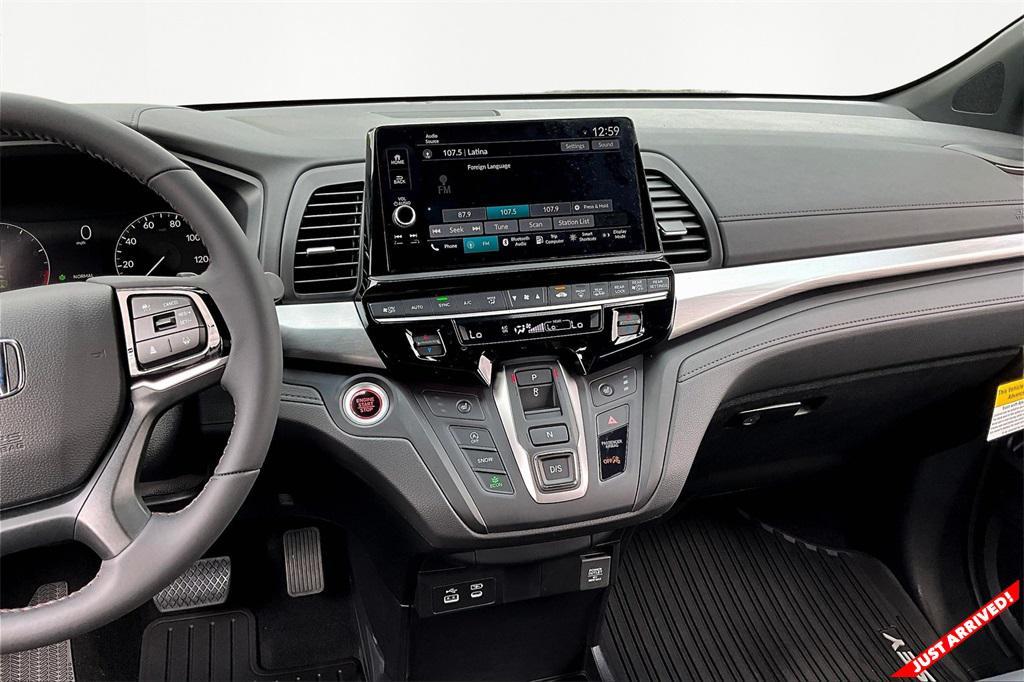 new 2026 Honda Odyssey car, priced at $46,440