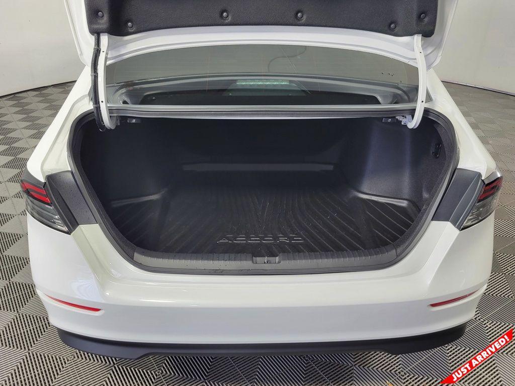 new 2025 Honda Accord Hybrid car, priced at $35,305