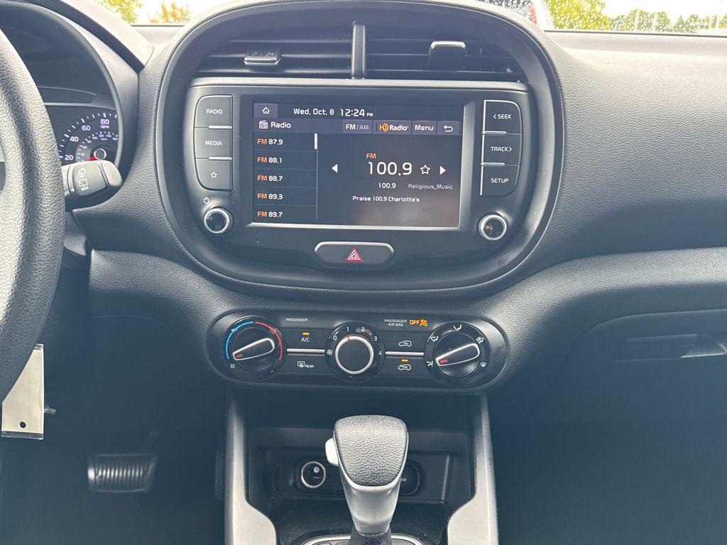 used 2022 Kia Soul car, priced at $16,676