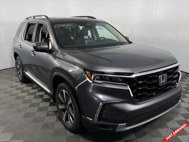 new 2025 Honda Pilot car, priced at $48,895