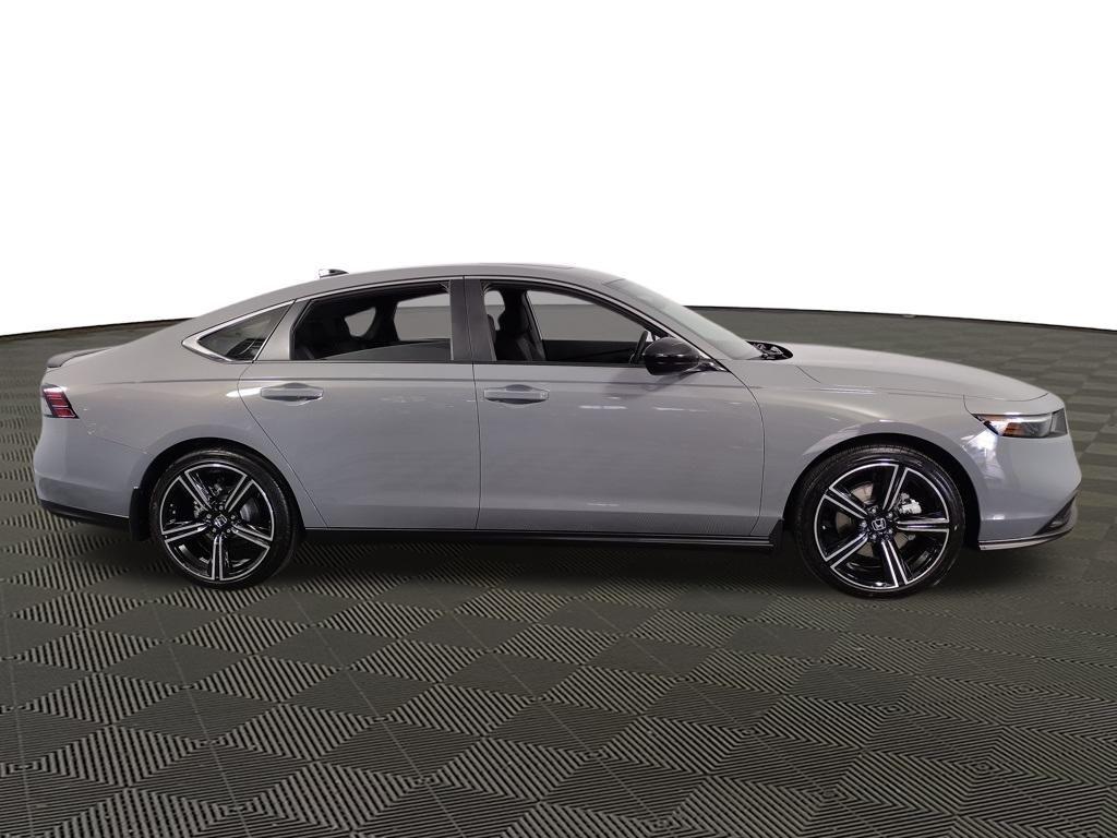 new 2025 Honda Accord Hybrid car, priced at $35,305