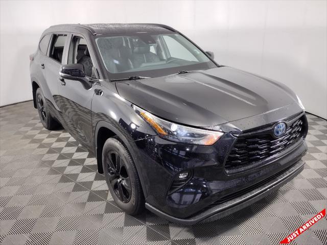 used 2024 Toyota Highlander Hybrid car, priced at $43,995