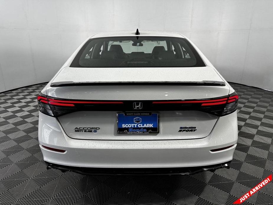 new 2024 Honda Accord Hybrid car