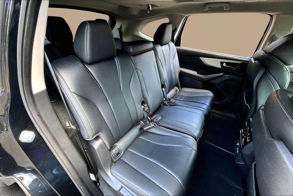 used 2023 Acura MDX car, priced at $42,300