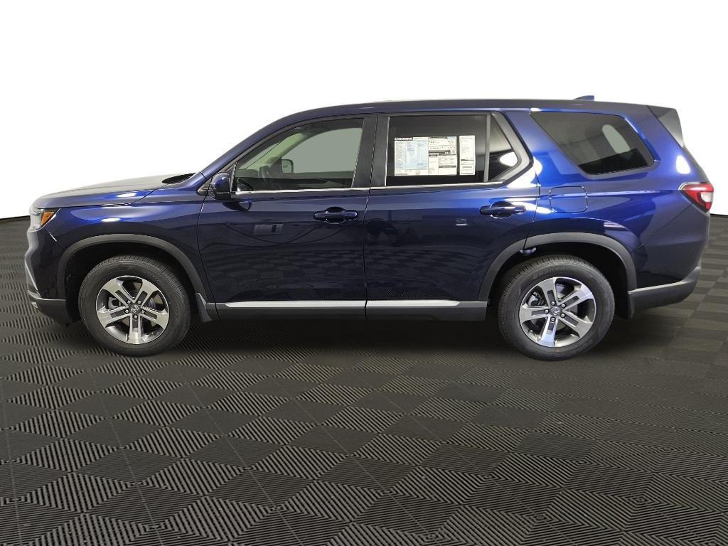 new 2025 Honda Pilot car, priced at $44,995