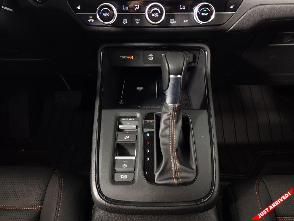 new 2026 Honda CR-V Hybrid car, priced at $40,630