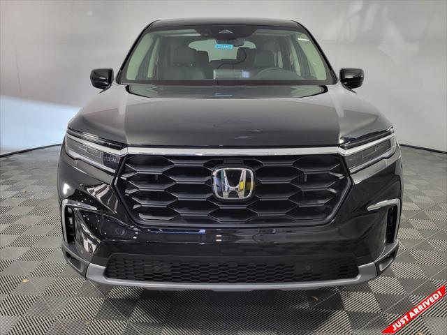 new 2025 Honda Pilot car, priced at $46,995