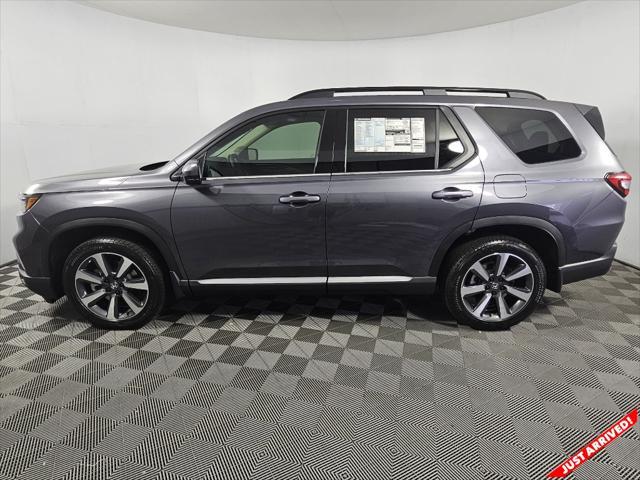new 2025 Honda Pilot car, priced at $54,530