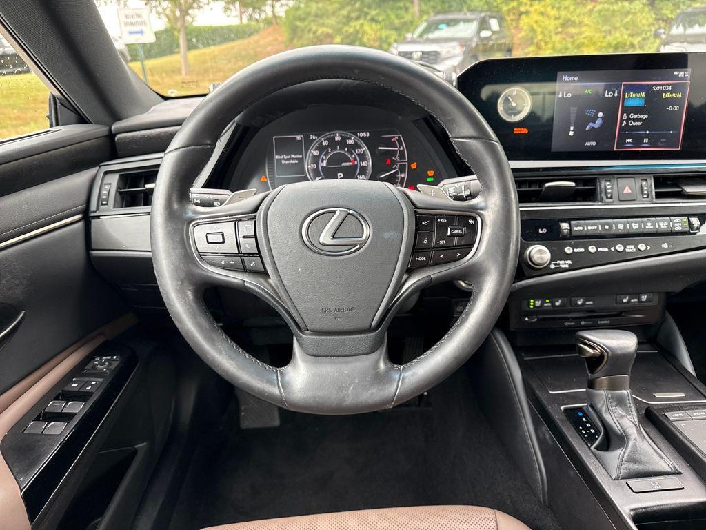 used 2022 Lexus ES 350 car, priced at $36,088