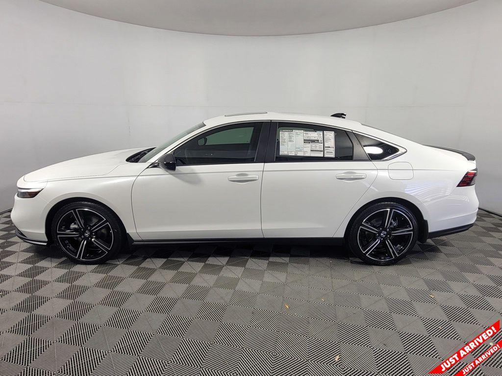 new 2025 Honda Accord Hybrid car, priced at $35,260