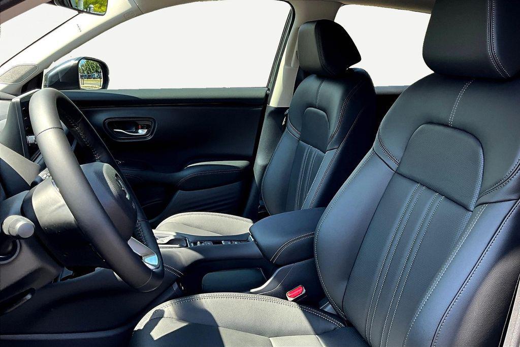 new 2026 Honda HR-V car, priced at $31,955
