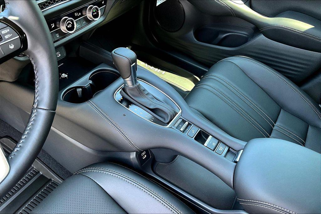 new 2026 Honda HR-V car, priced at $31,955