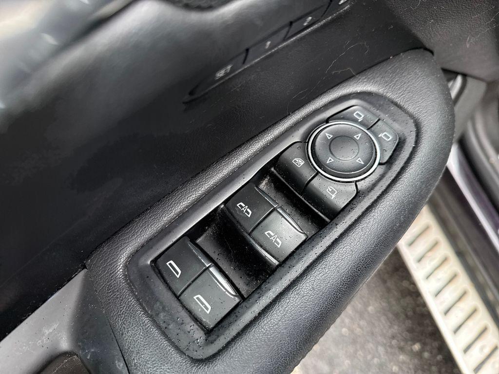 used 2018 Cadillac XT5 car, priced at $16,321